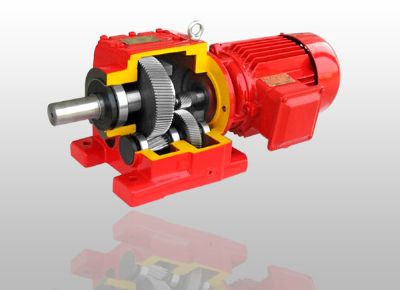 點擊查看詳細信息<br>標題：R系列斜齒輪硬齒面減速機 閱讀次數(shù)：6862